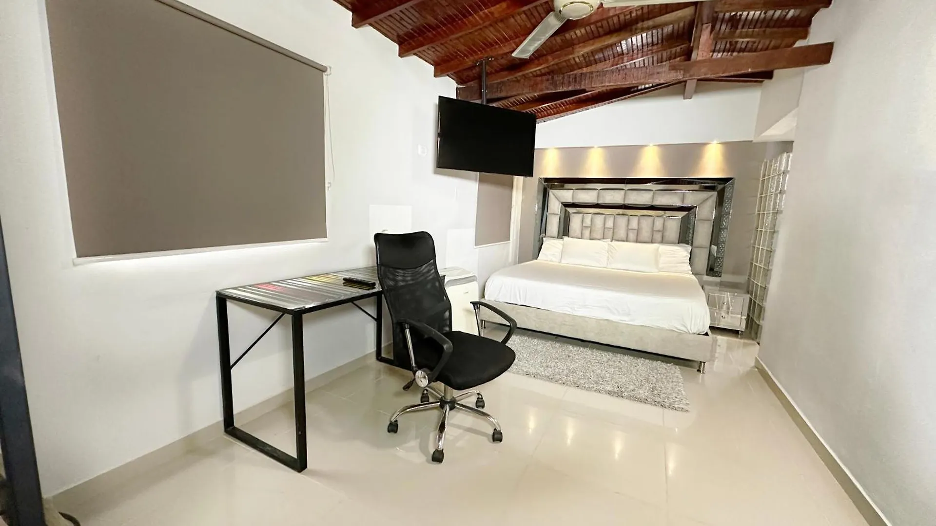 The Cosmopolitan Of Las Vegas 10 Bd W Jacuzzi And Pool Medellin Apartment