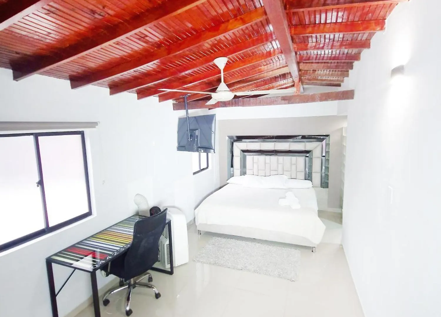 Apartment The Cosmopolitan Of Las Vegas 10 Bd W Jacuzzi And Pool Medellin