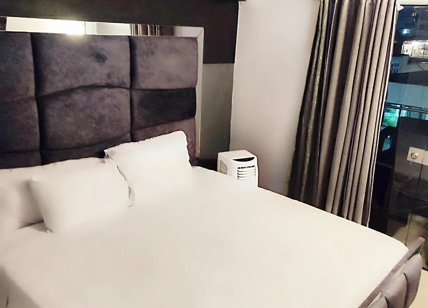The Cosmopolitan Of Las Vegas 10 Bd W Jacuzzi And Pool Medellin Apartment